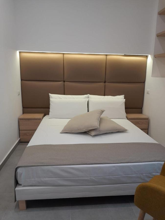 Baaria House Hotel Barcellona-Pozzo di Gotto Extérieur photo