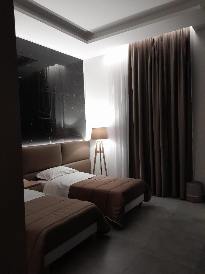 Baaria House Hotel Barcellona-Pozzo di Gotto Extérieur photo
